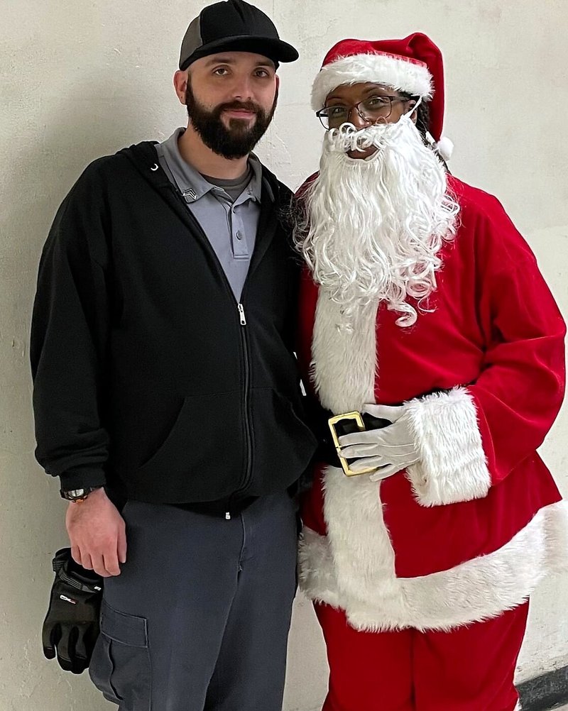 Alec Christian Theriot - Photo 5