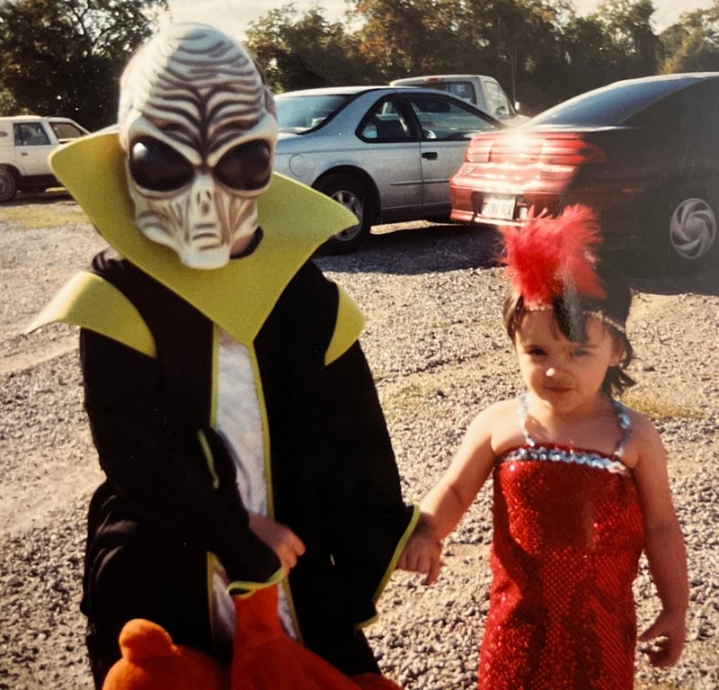 Alec Christian Theriot - Photo 7