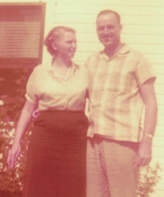 Joan Phillips - Photo 4