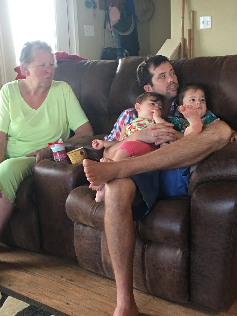 Joan Phillips - Photo 10