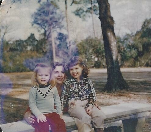 Evelyne Elaine McCullin Sims - Photo 8