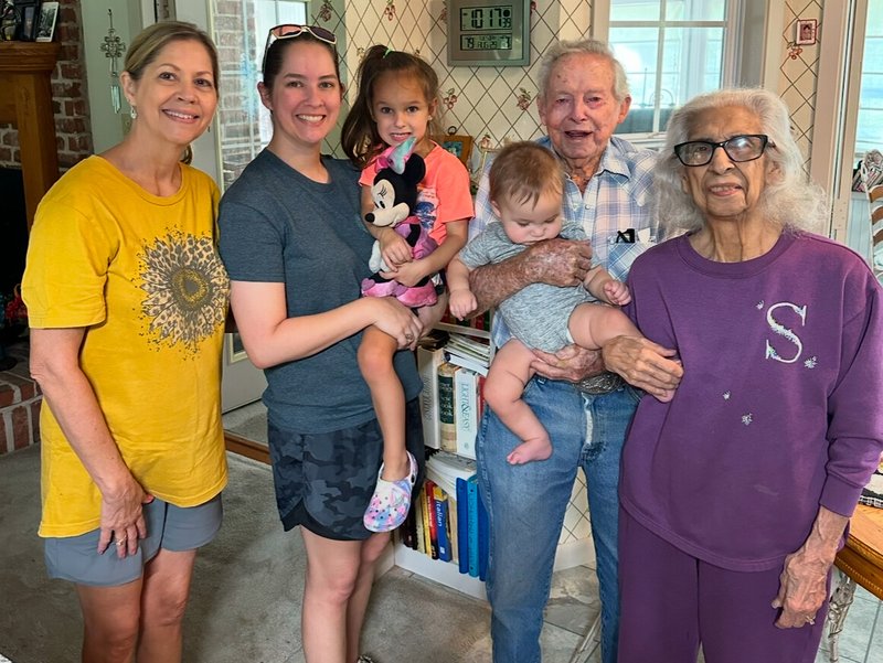 Mary "Betty" Elizabeth Nessour Purgahn Stephenson - Photo 4