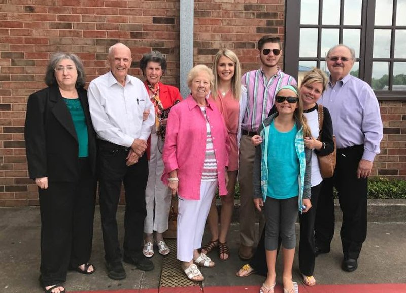 Myrna Summerlin Connelly - Photo 5