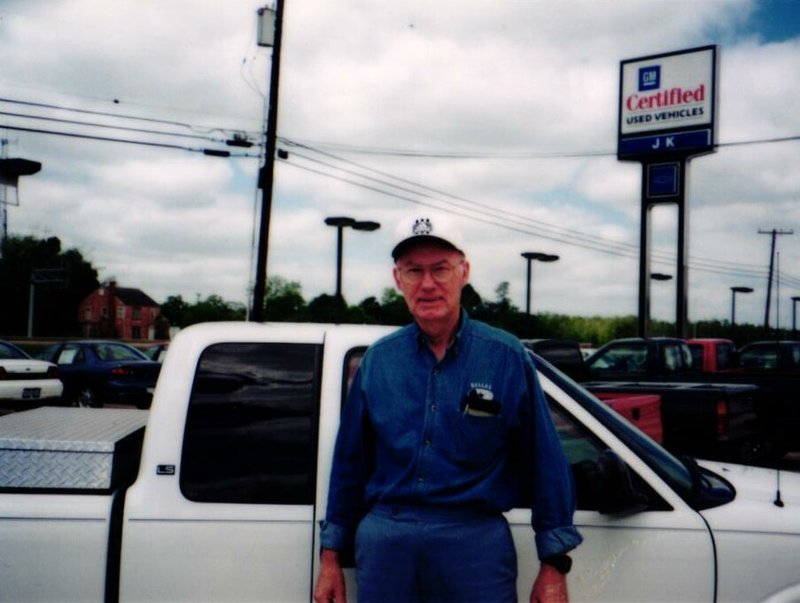 Gerald Wayne Vize - Photo 4