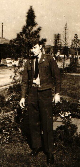 Gerald Wayne Vize - Photo 10