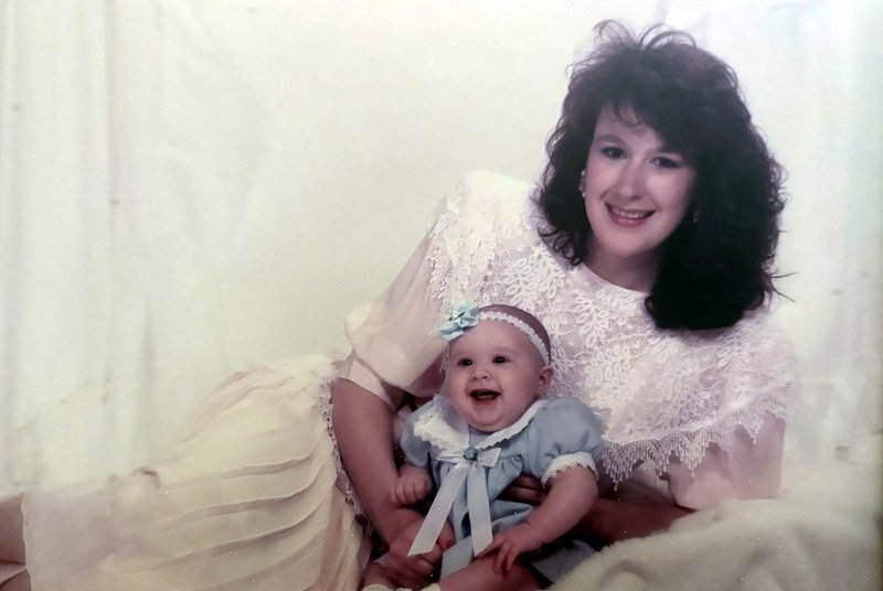 Stephenie Noble Schlett - Photo 6