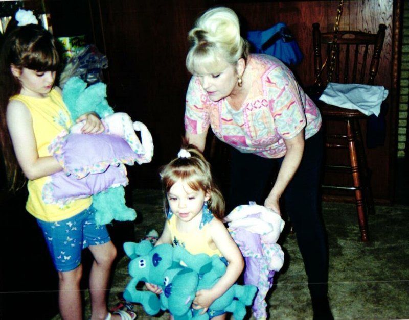 Linda Weisneck - Photo 10