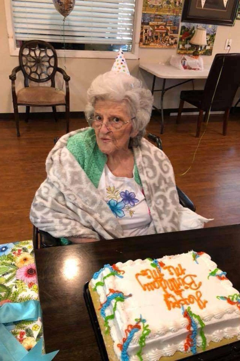 Mildred "Mitzi" Roberts Griggs - Photo 2