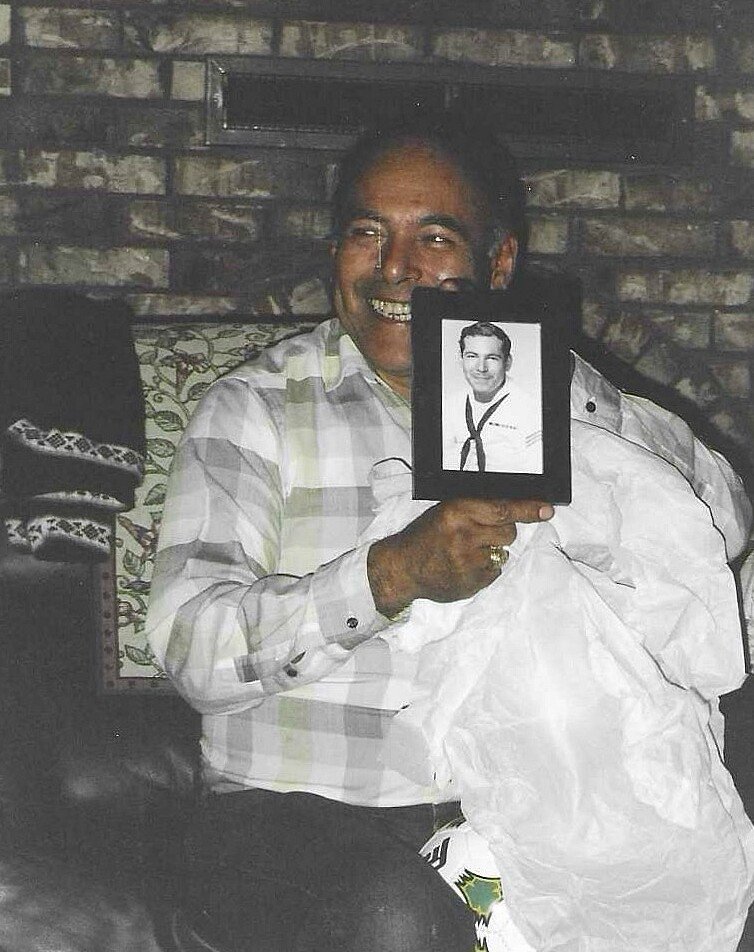 Jaime R. Castillo - Photo 2