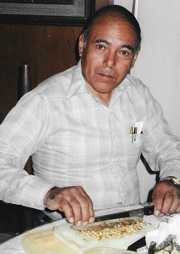 Jaime R. Castillo - Photo 6