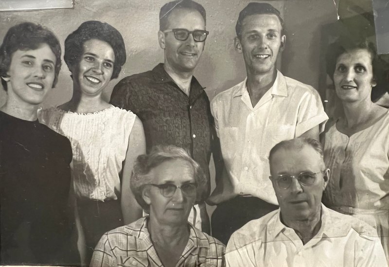 Mary Louise Thompson - Photo 8