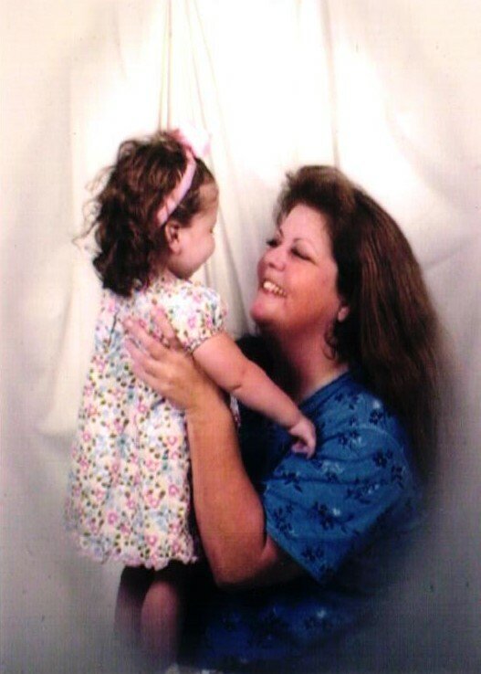 Cindy Tate - Photo 11