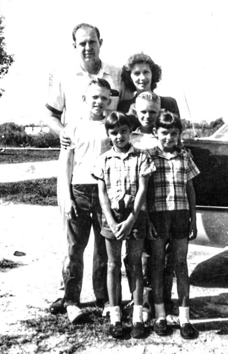 Mary Maxine Ratley - Photo 11