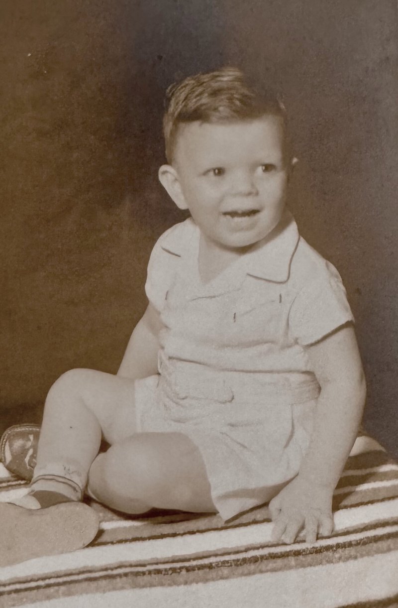 Michael E. Varing - Photo 11