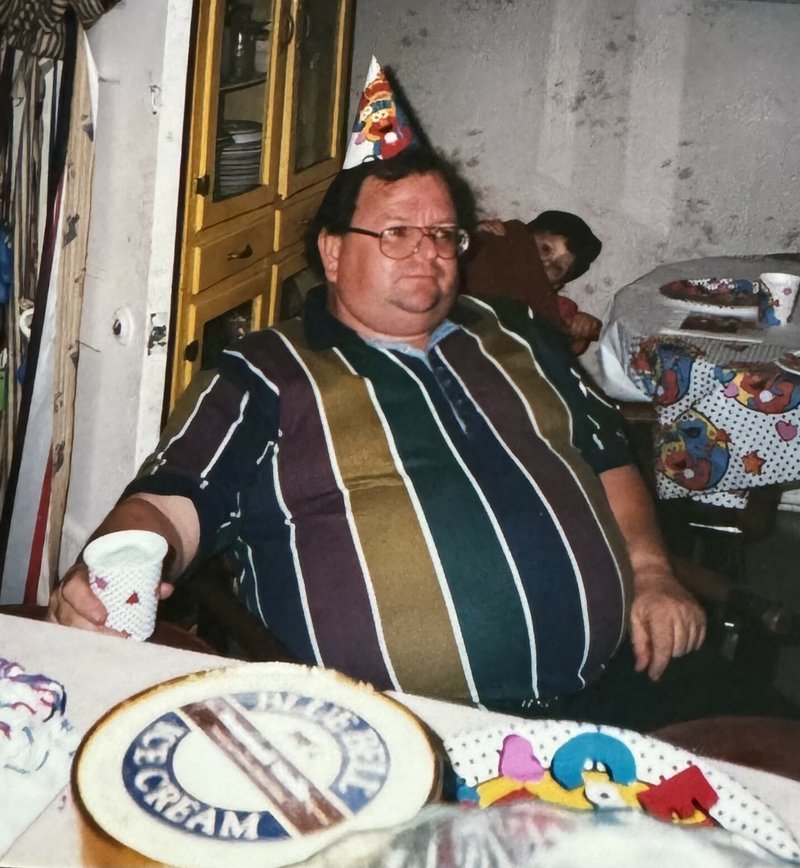 Michael E. Varing - Photo 8