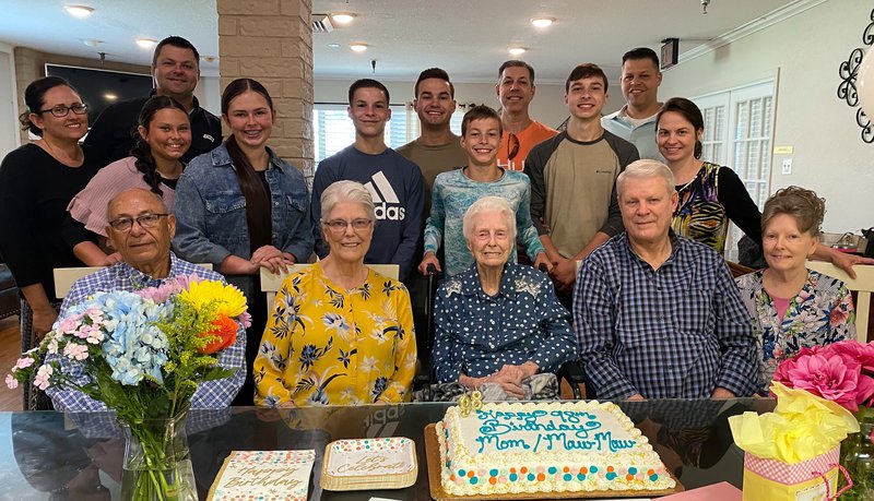 Lillian Graham - Photo 5