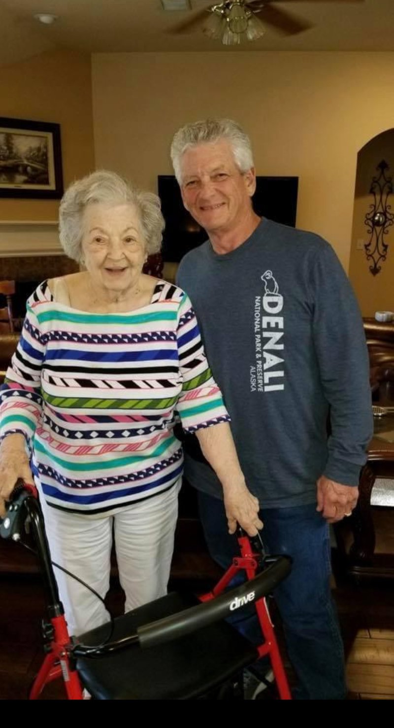 Forrest Riley Jones, III - Photo 10