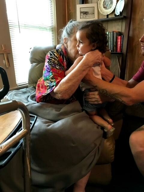 Violet L. Engleman - Photo 11