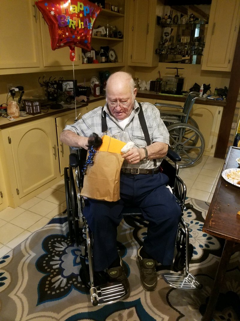 Emil Ray Wolf - Photo 6