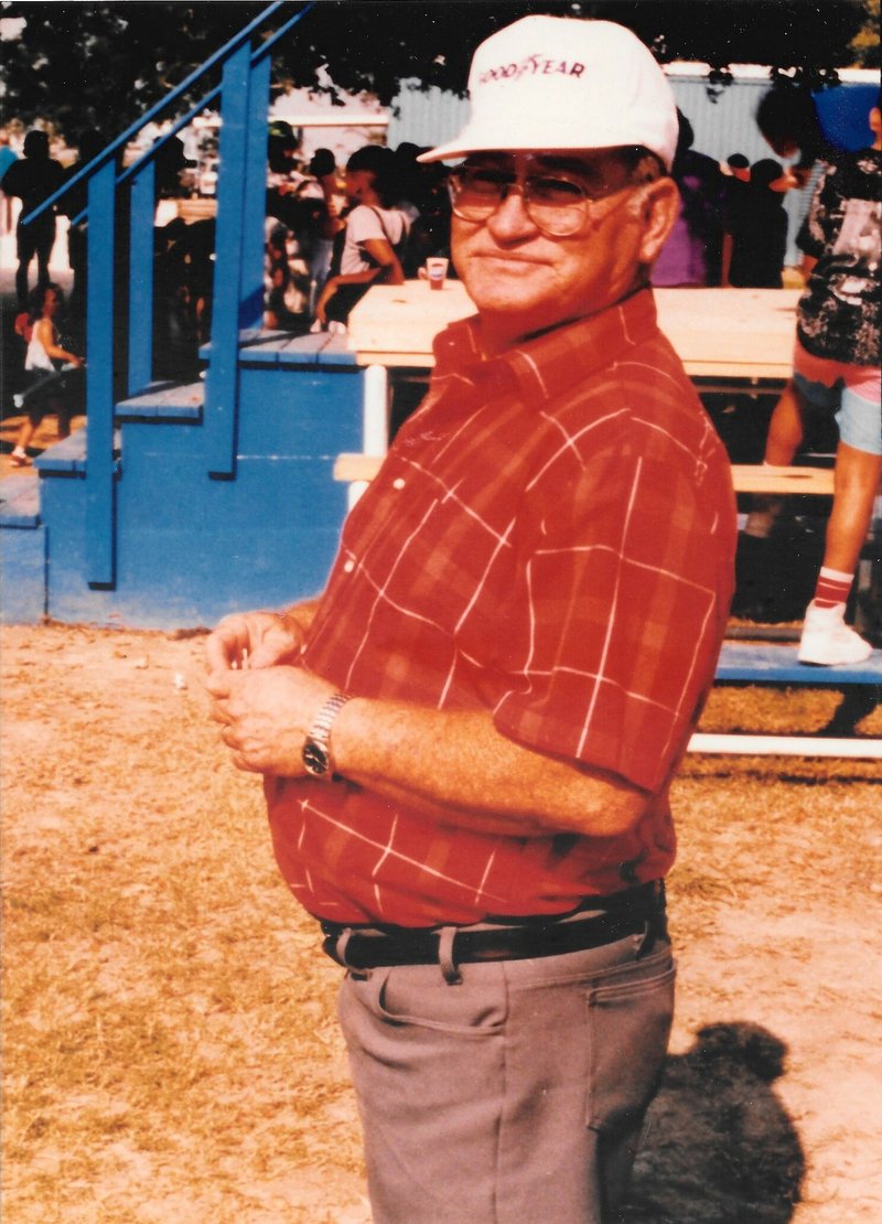 Emil Ray Wolf - Photo 5