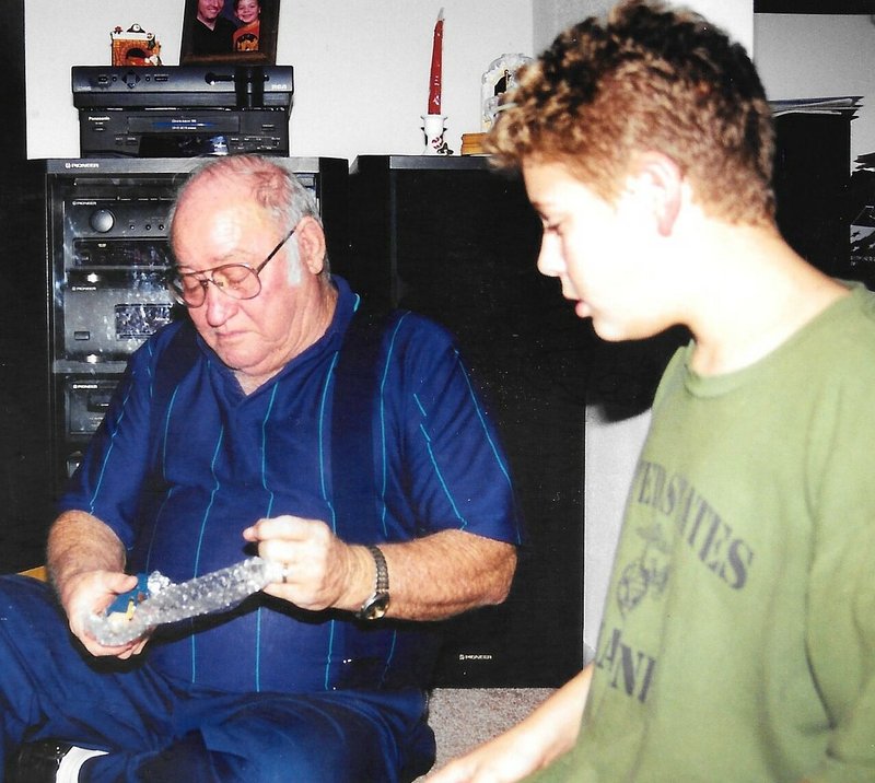 Emil Ray Wolf - Photo 7