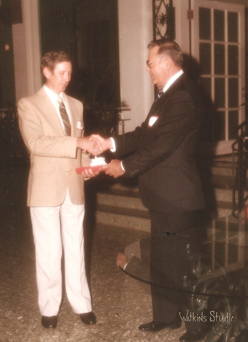 Leon Dupree - Photo 11