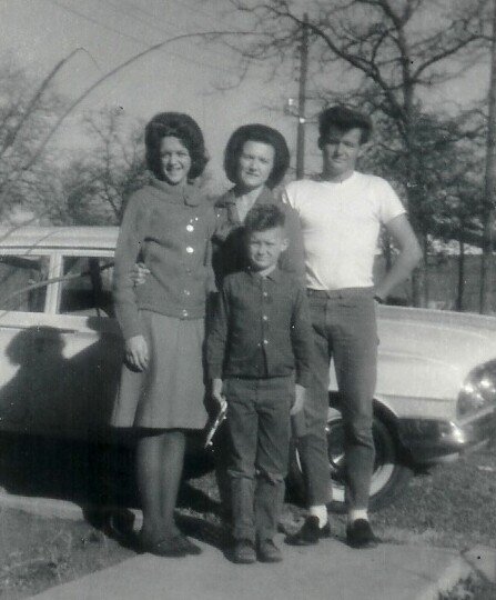 Chrystene Byrom - Photo 2