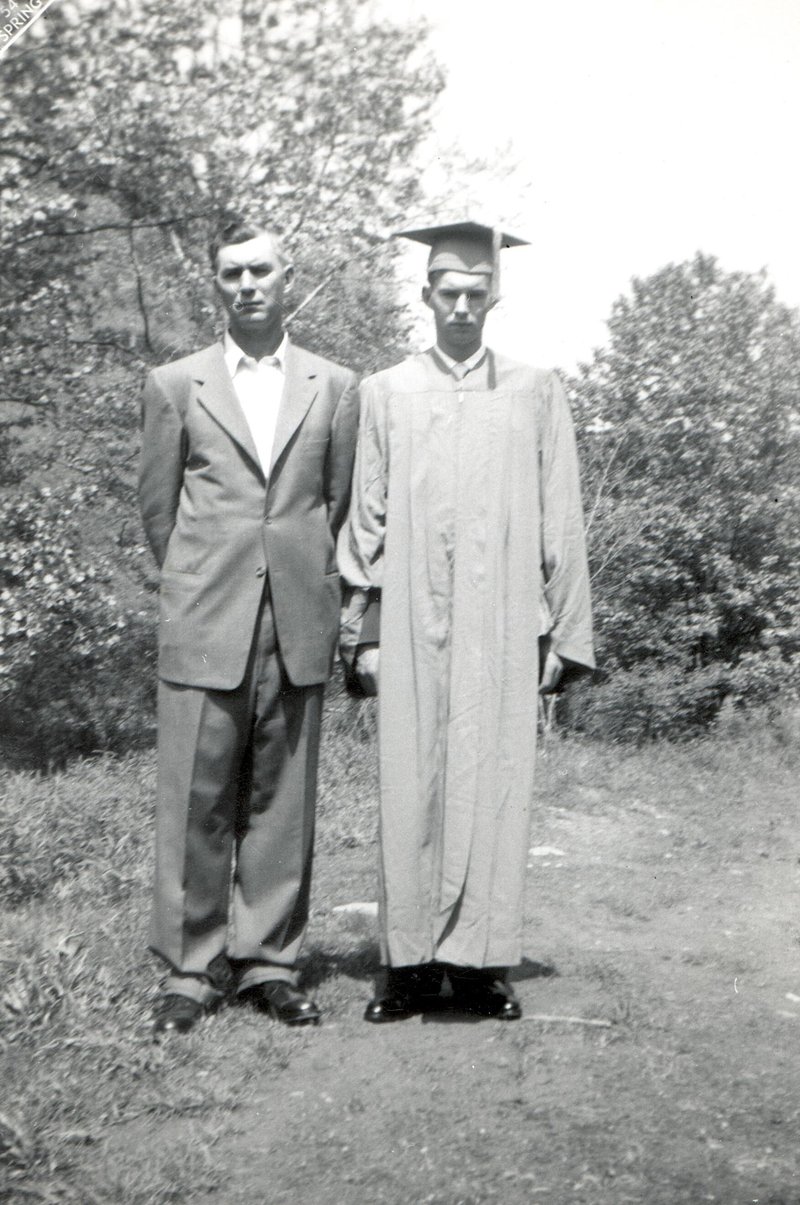 Clyde Earnest Peters - Photo 2