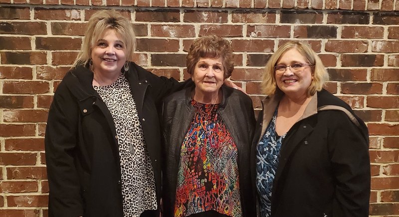 Irene Mary Gibson - Photo 8