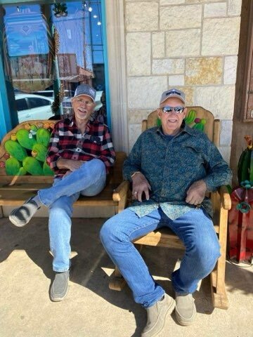 John Vernon Laurents - Photo 5