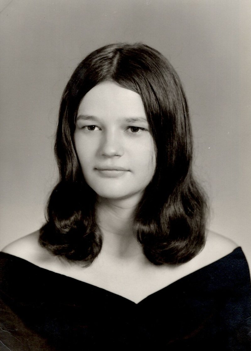 Susan Mary Pecorino - Photo 6