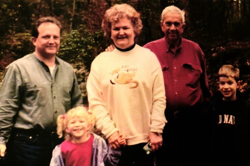 Betty Ann Stidham - Photo 6