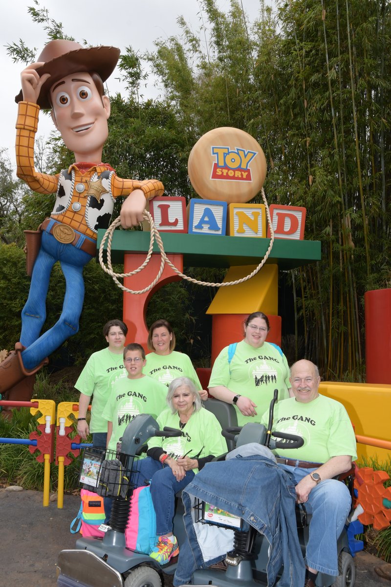 Robert "Jim" Wilson, IV - Photo 3