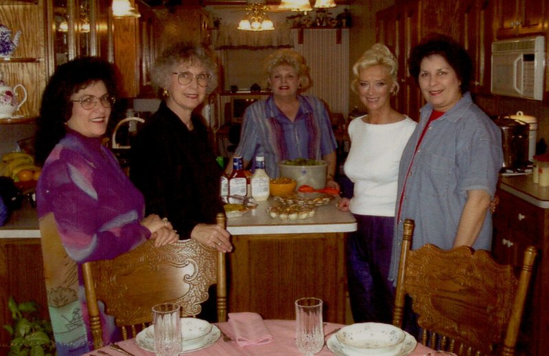 Marian Dolores Quinn - Photo 2