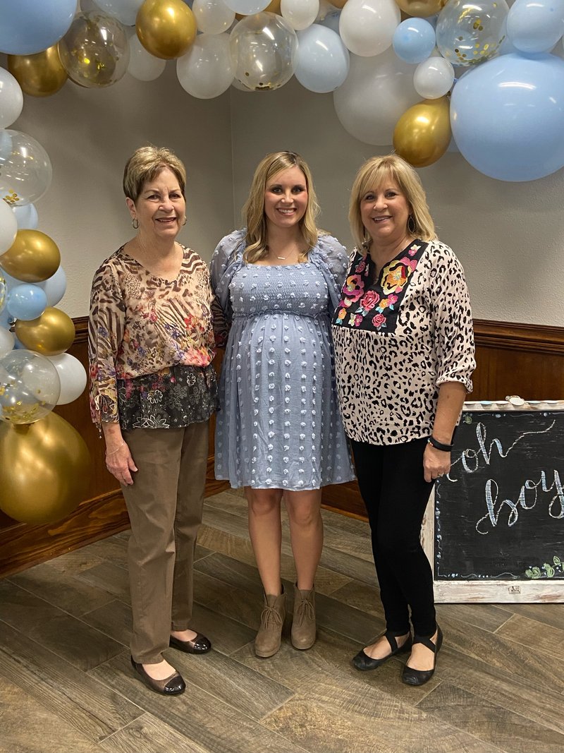 Marian Dolores Quinn - Photo 8