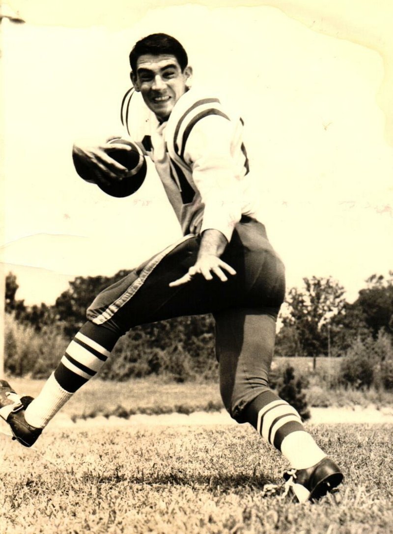 Joe Frank Robbins - Photo 4