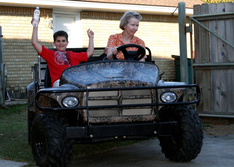 Betty Nesom Bollich - Photo 3