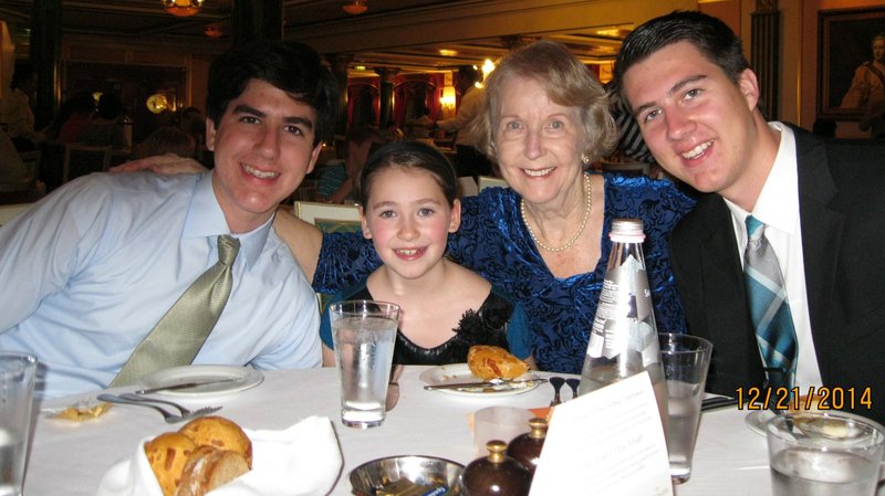 Betty Nesom Bollich - Photo 9