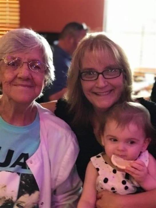 Enola Roberts - Photo 3