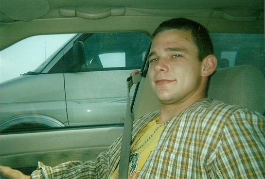 Erik Brandon Perry - Photo 11