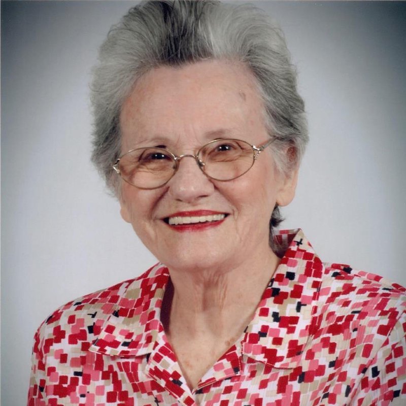 Earlene "Sugie" Hughes - Photo 2