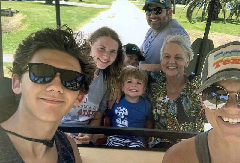 Peggy Guidry Swafford - Photo 8