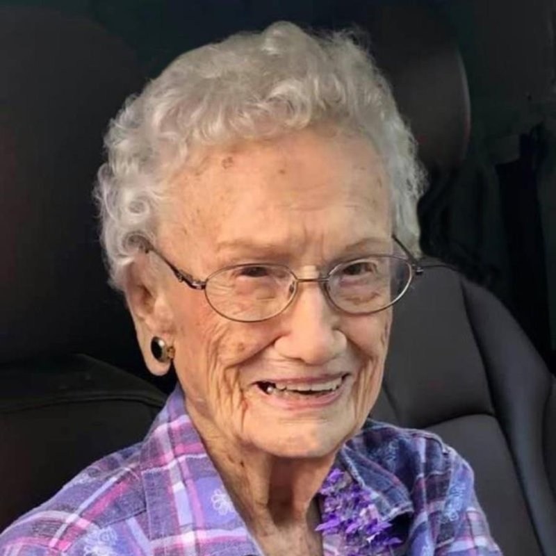 Virginia Luce Fleming - Photo 3