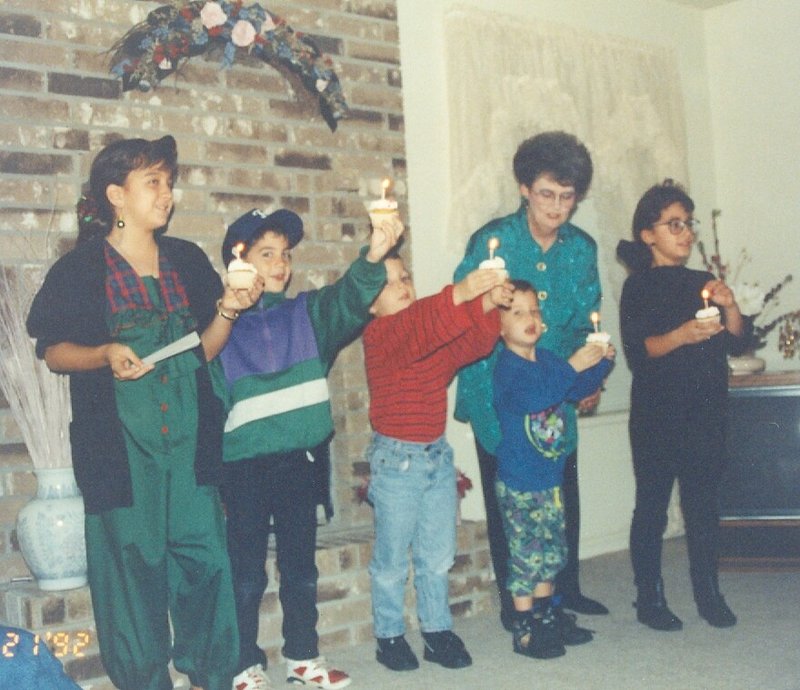 Jo Anna Cousins - Photo 2