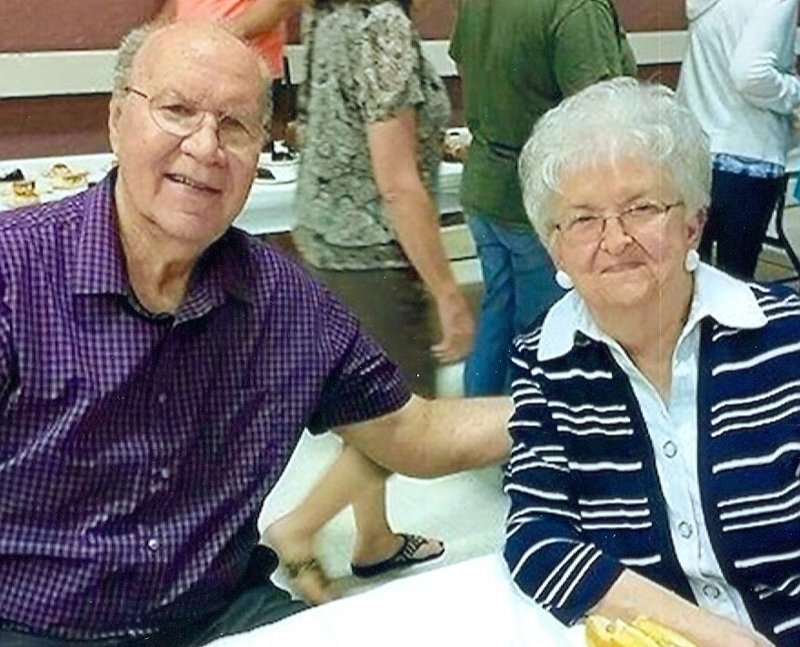 Jo Anna Cousins - Photo 5