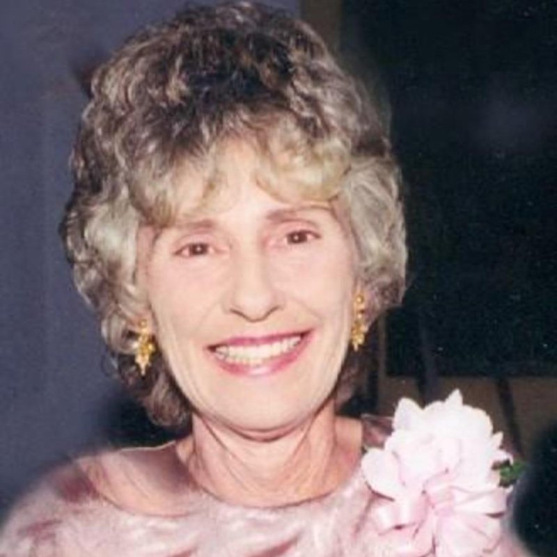 Janell Marie Sheridan - Photo 2