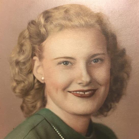 Adele Reeves Smith - Photo 4