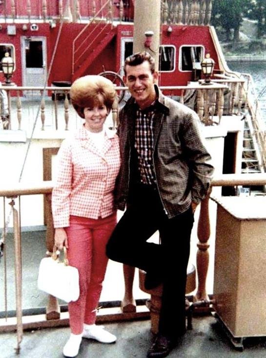 Linda "Sue" Trahan - Photo 4