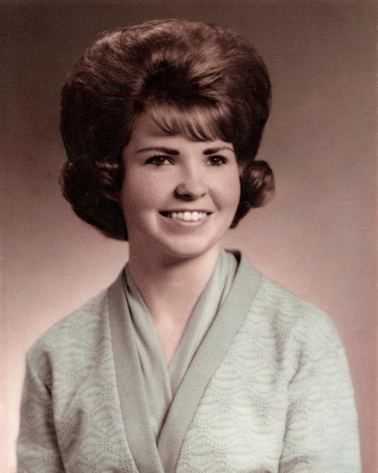 Linda "Sue" Trahan - Photo 9