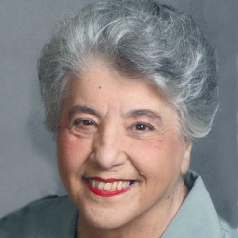 Vianna "VI" Rose Trahan McCreary - Photo 2